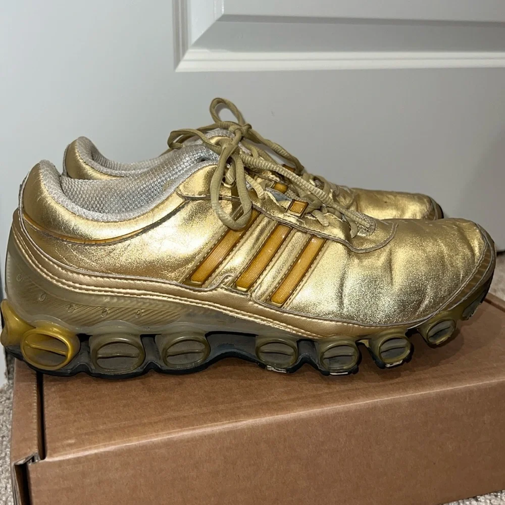 ADIDAS Bounce limited edition 1 of 8888 GOLD sneakers